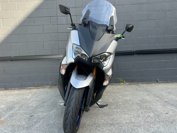 2018 Yamaha TMAX 530 SX WITH ABS (XP530A) SILVER
