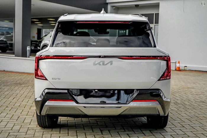 2026 Kia EV5 Earth