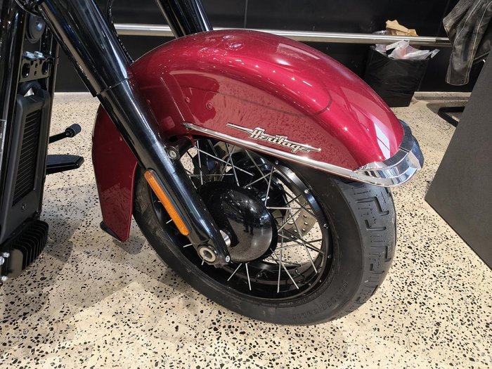 Harley-Davidson Heritage Classic 117 (FLHC) Softail