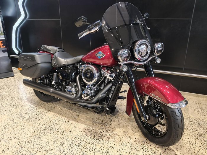 Harley-Davidson Heritage Classic 117 (FLHC) Softail