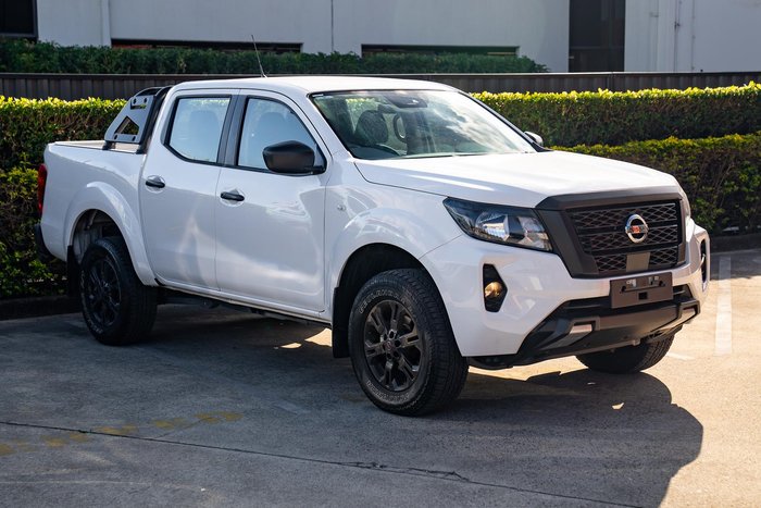 2024 Nissan Navara SL