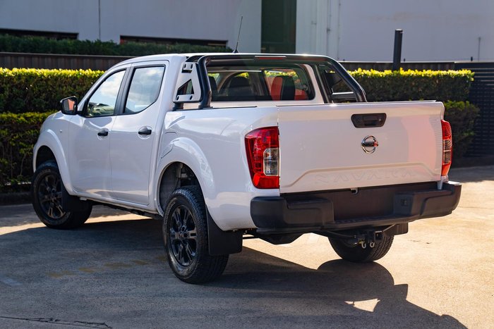 2024 Nissan Navara SL