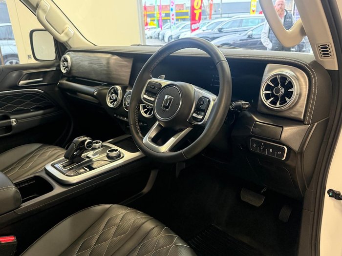 2024 GWM Tank 300 Lux
