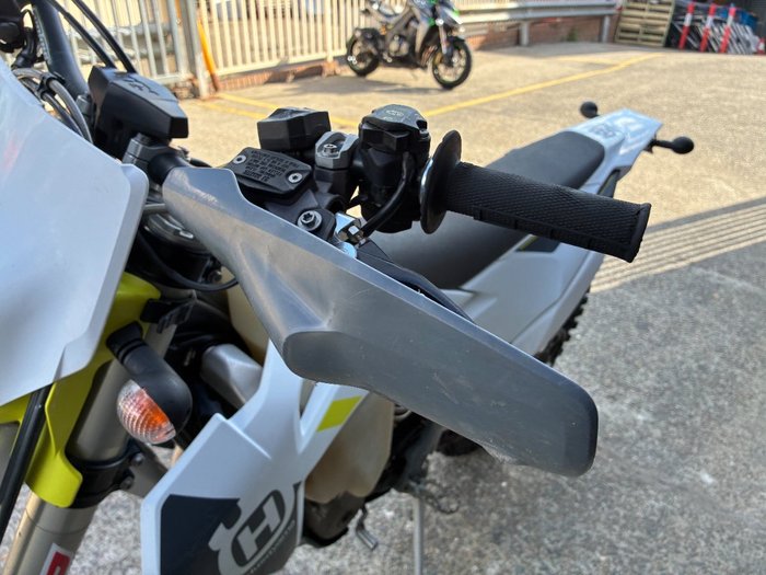 2021 HUSQVARNA FE250 WHITE