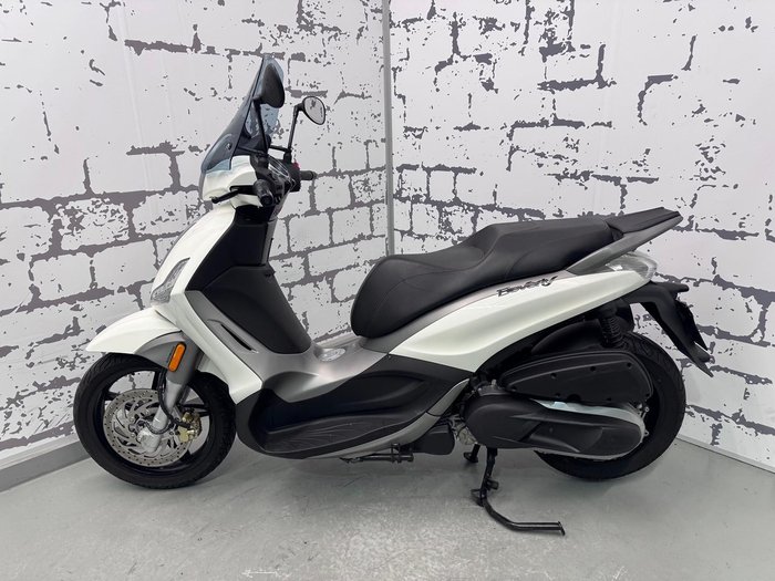 2014 Piaggio Beverly 350 (BV 350) Beverly White