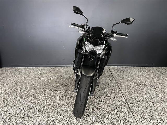 2023 Kawasaki Z900 (ZR900F)