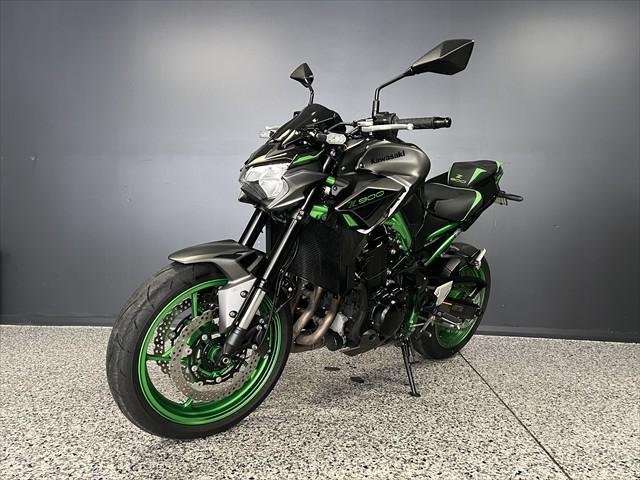 2023 Kawasaki Z900 (ZR900F)
