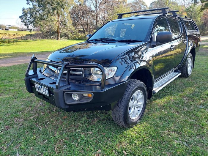 2014 Mitsubishi Triton GLX
