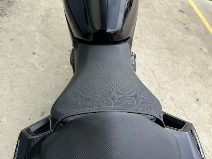 2024 Honda CB750 (HORNET) Black