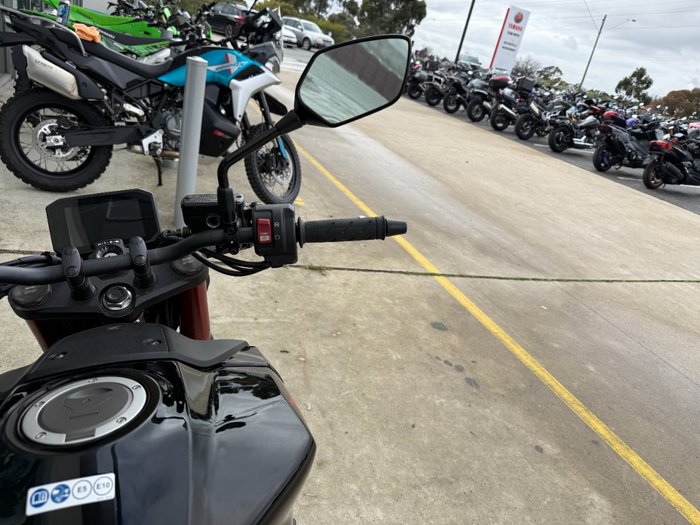 2024 Honda CB750 (HORNET) Black