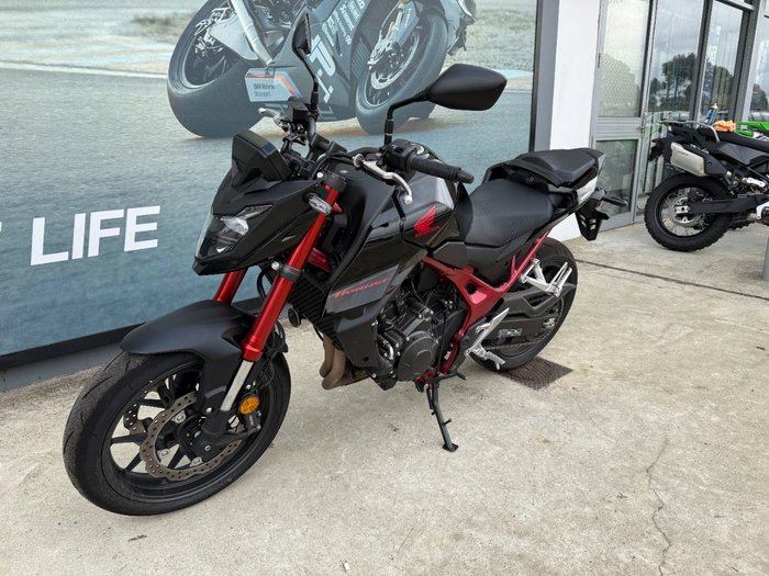 2024 Honda CB750 (HORNET) Black