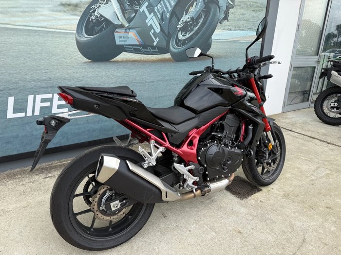 2024 Honda CB750 (HORNET) Black