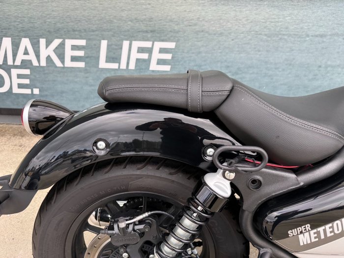 2024 ROYAL ENFIELD (SEE ALSO ENFIEL SUPER METEOR 650 GREY