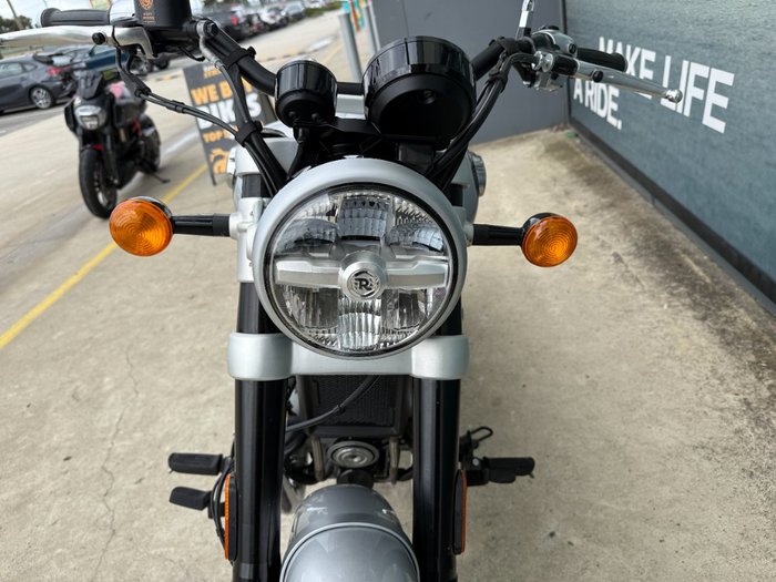2024 ROYAL ENFIELD (SEE ALSO ENFIEL SUPER METEOR 650 GREY