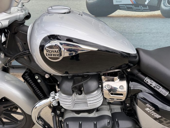 2024 ROYAL ENFIELD (SEE ALSO ENFIEL SUPER METEOR 650 GREY