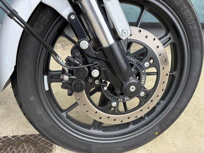 2024 ROYAL ENFIELD (SEE ALSO ENFIEL SUPER METEOR 650 GREY