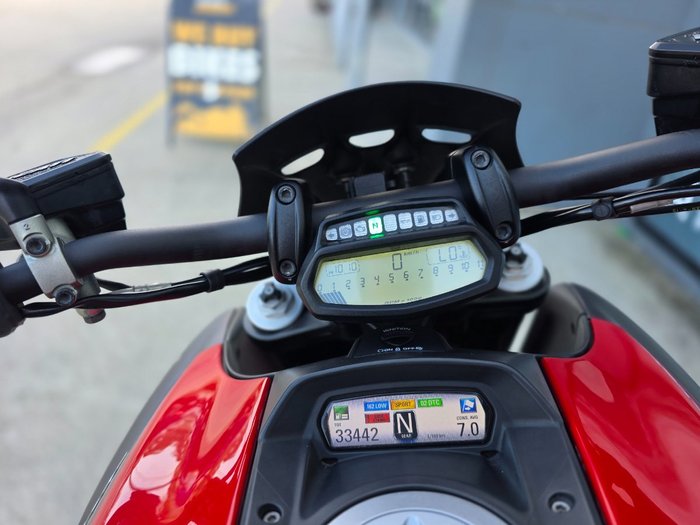 2015 DUCATI DIAVEL CARBON Black