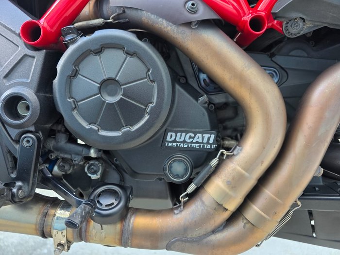 2015 DUCATI DIAVEL CARBON Black