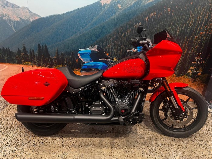 Harley-Davidson Low Rider ST 117 (FXLRST) Softail