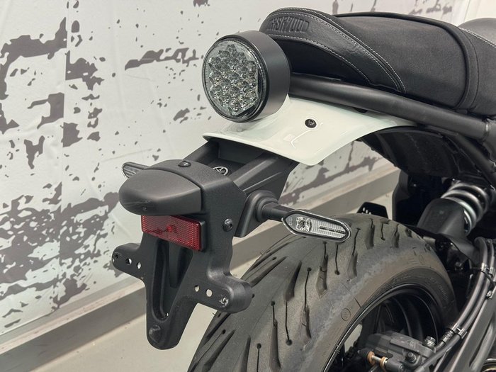 2024 Yamaha XSR700 (MTM660LA) XSR White