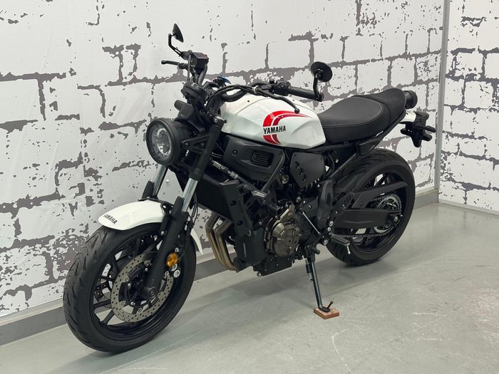 2024 Yamaha XSR700 (MTM660LA) XSR White