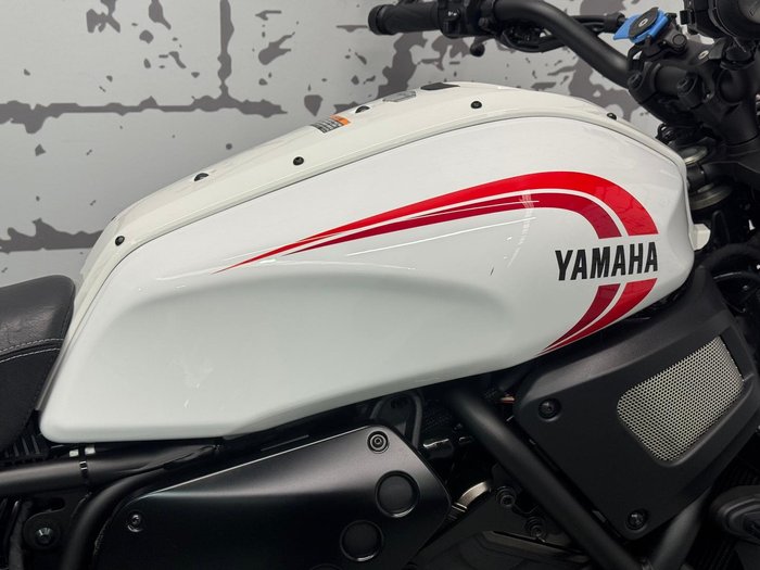 2024 Yamaha XSR700 (MTM660LA) XSR White