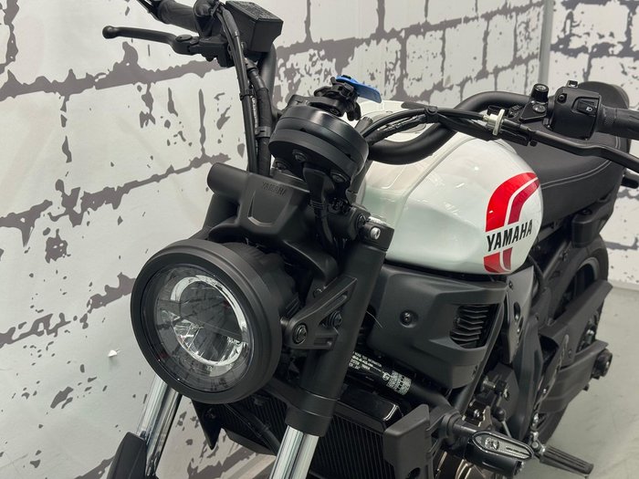 2024 Yamaha XSR700 (MTM660LA) XSR White
