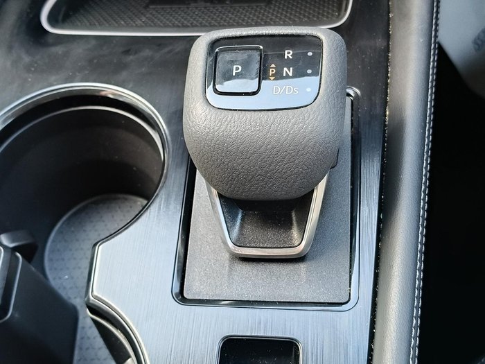 2026 Nissan X-TRAIL ST-L T33 MY26 Scarlet Ember