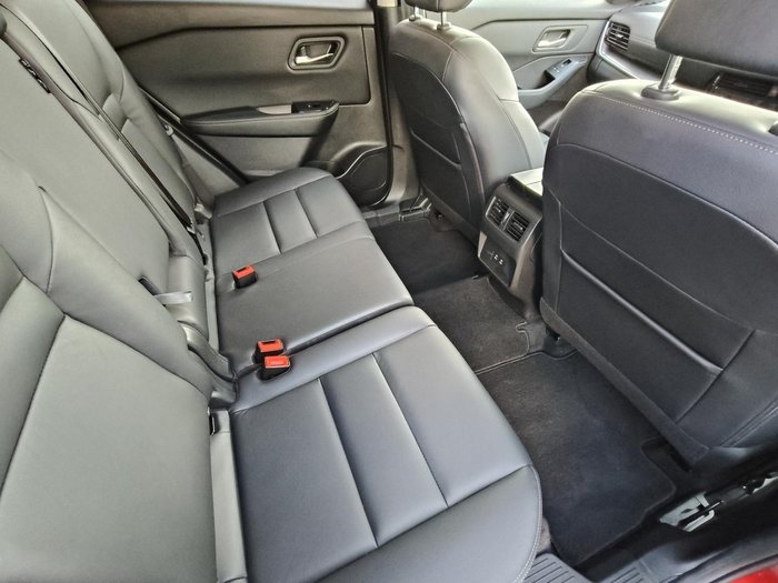 2026 Nissan X-TRAIL ST-L T33 MY26 Scarlet Ember