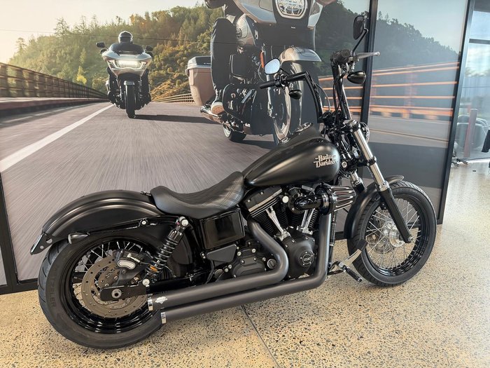 2017 Harley-Davidson Dyna Street Bob 103 (FXDB 103)
