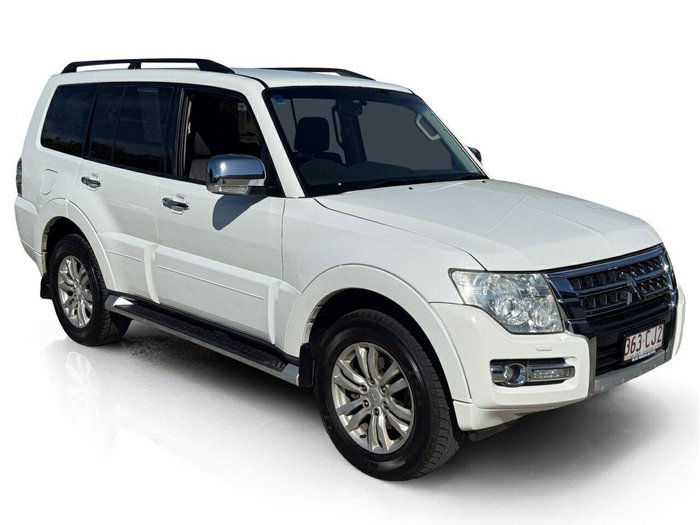 2015 Mitsubishi Pajero GLX