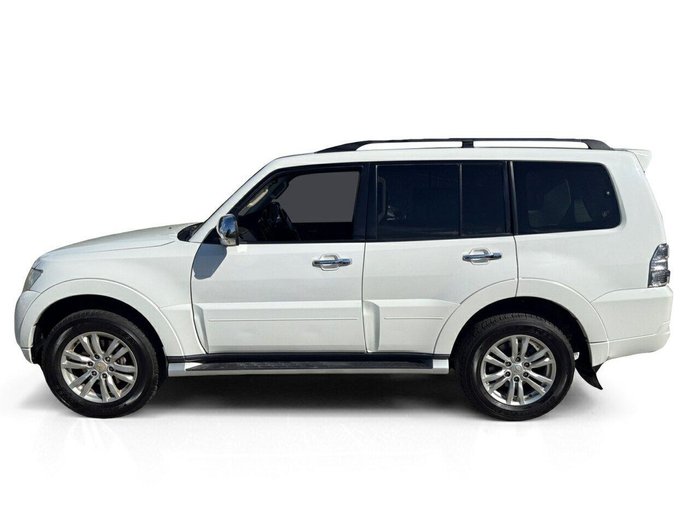 2015 Mitsubishi Pajero GLX