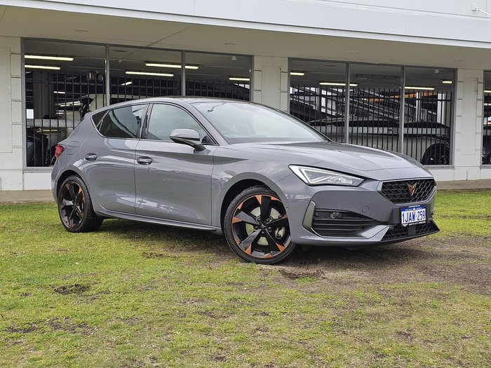 2024 CUPRA Leon