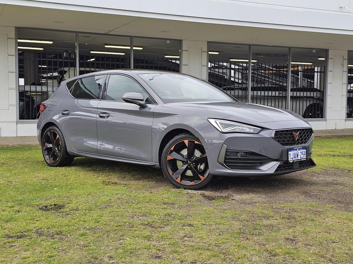 2024 CUPRA Leon