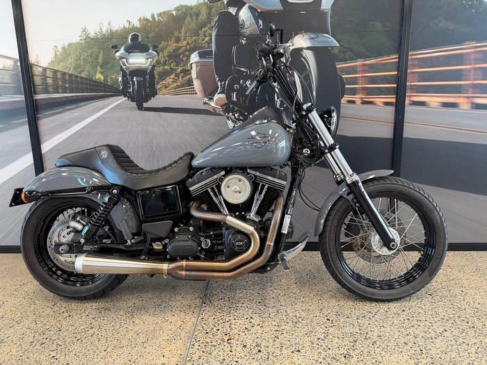 2014 Harley-Davidson Dyna Street Bob Special (FXDBB)