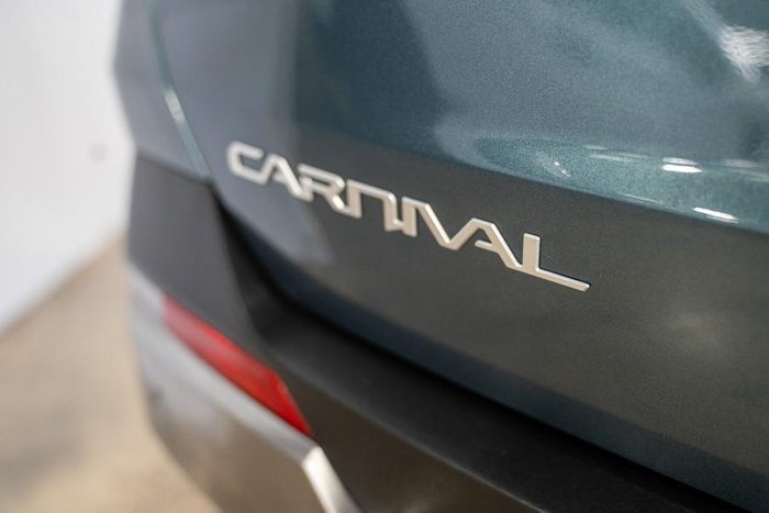 2024 Kia Carnival GT-Line Lite