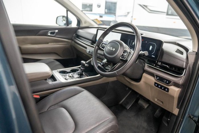 2024 Kia Carnival GT-Line Lite