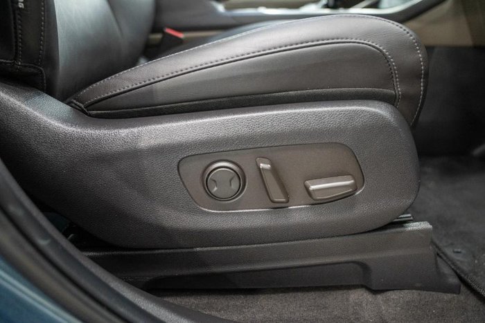 2024 Kia Carnival GT-Line Lite
