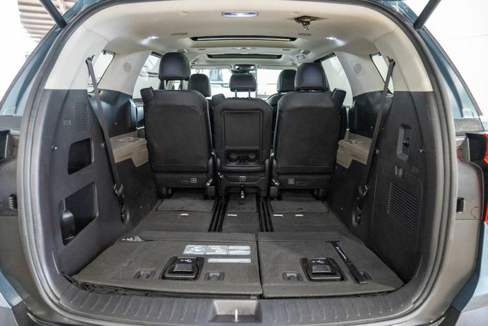 2024 Kia Carnival GT-Line Lite