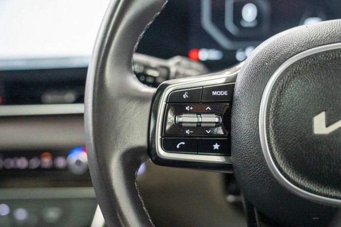 2024 Kia Carnival GT-Line Lite