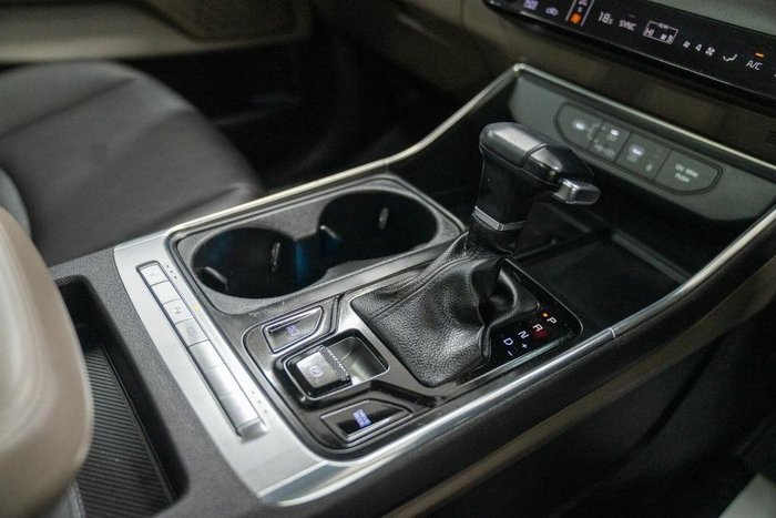 2024 Kia Carnival GT-Line Lite