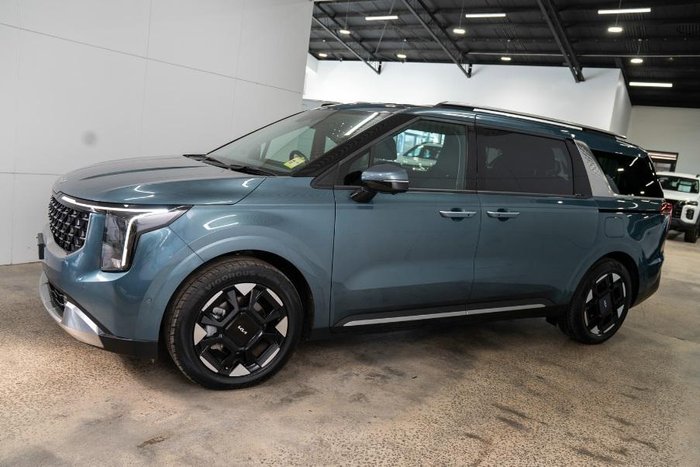 2024 Kia Carnival GT-Line Lite