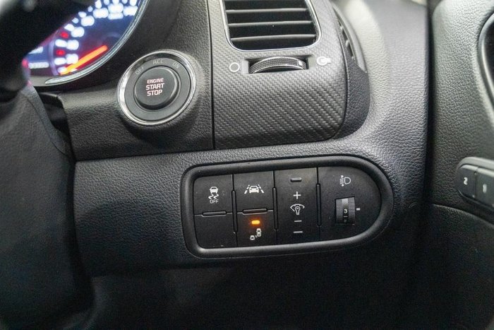 2016 Kia Cerato SLi