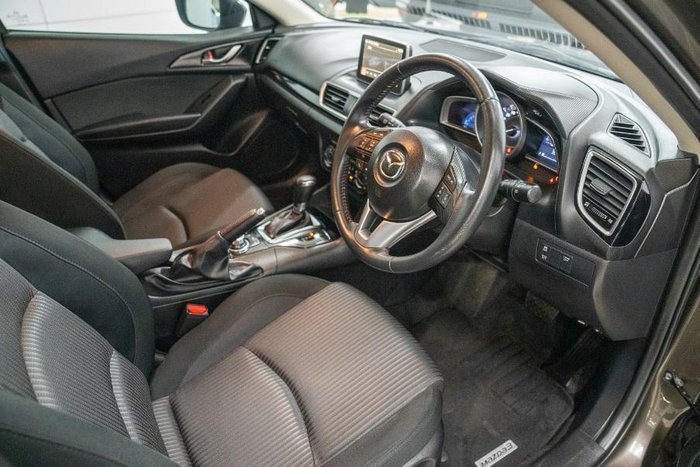 2015 Mazda 3 Maxx