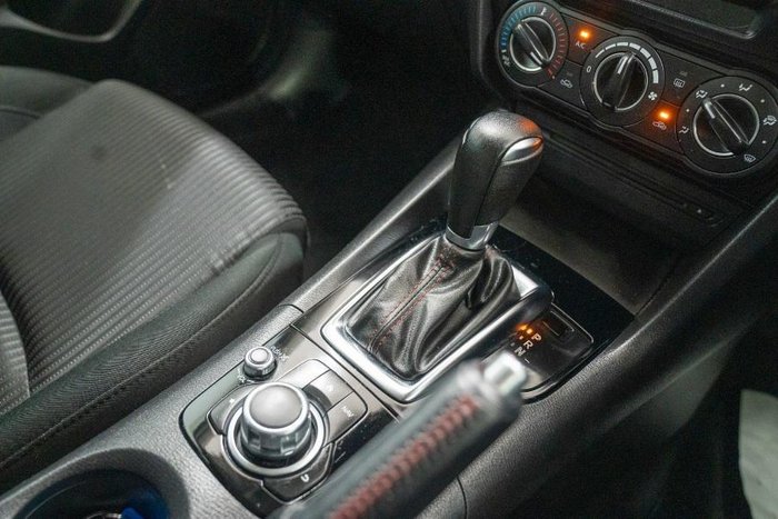 2015 Mazda 3 Maxx