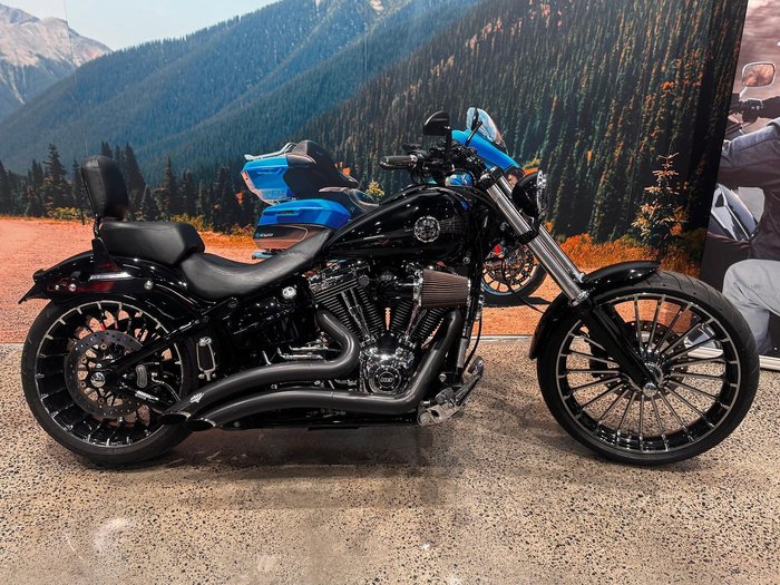 Harley-Davidson Breakout 103 (FXSB) Softail