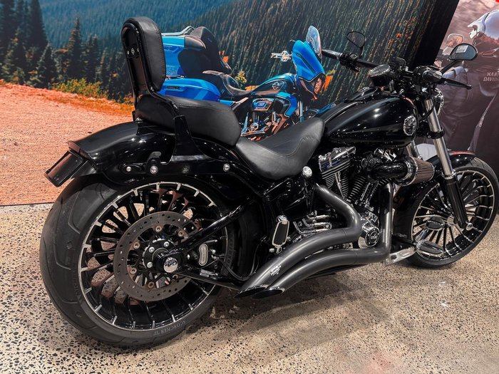 Harley-Davidson Breakout 103 (FXSB) Softail