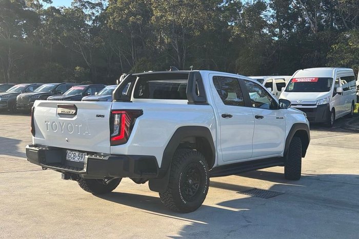 2026 Toyota Hilux SR5 48V
