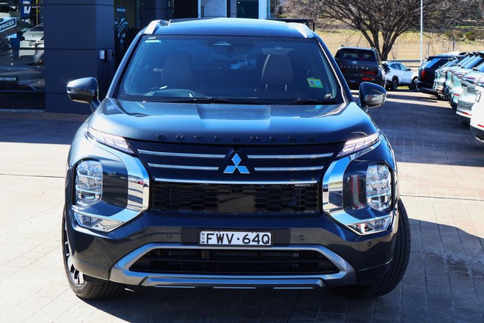 2025 Mitsubishi Outlander