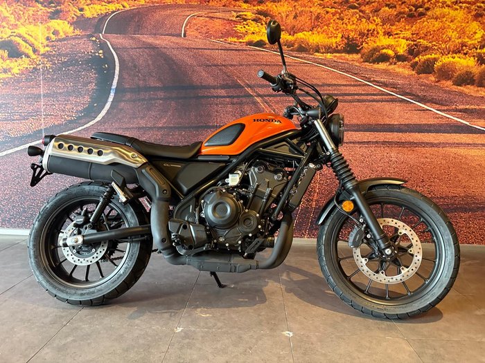 2025 Honda CB650R E-Clutch CB Red